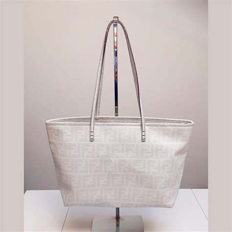 borse fendi nere|borse fendi shopper.